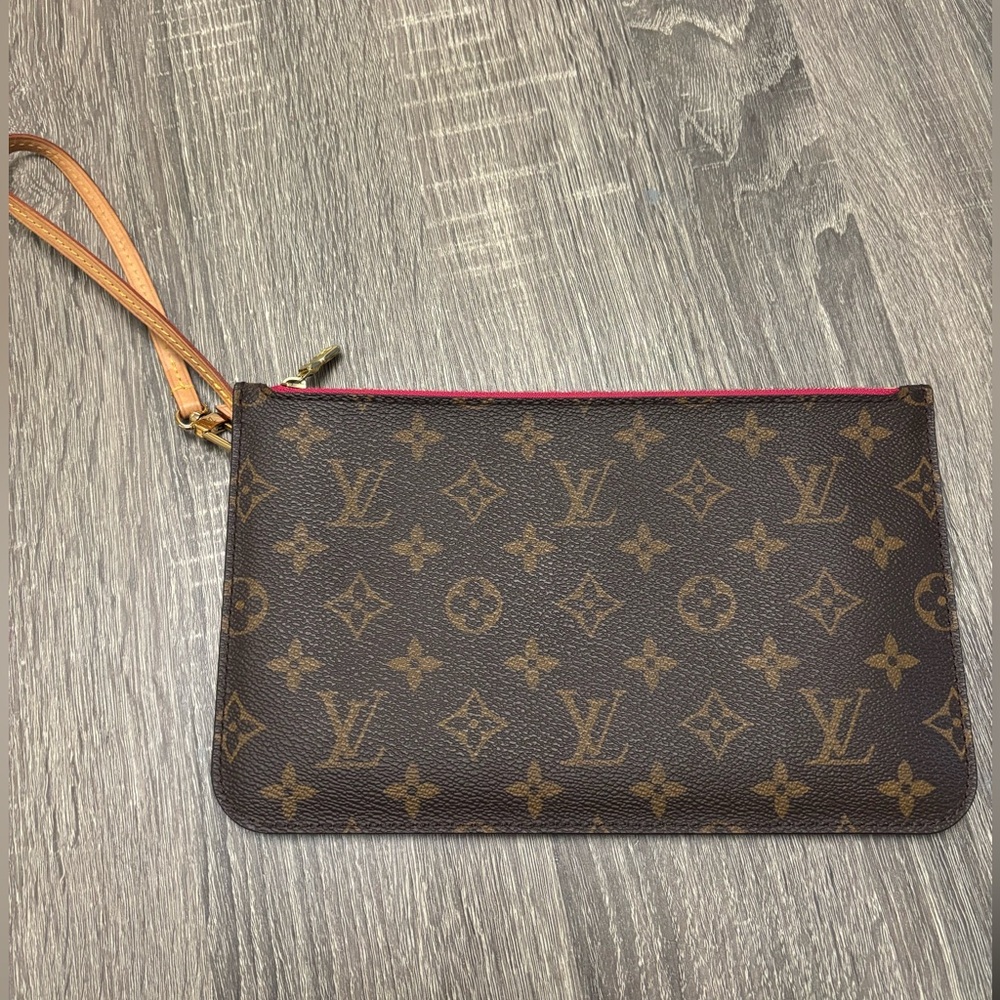 Louis Vuitton Wristlet MM